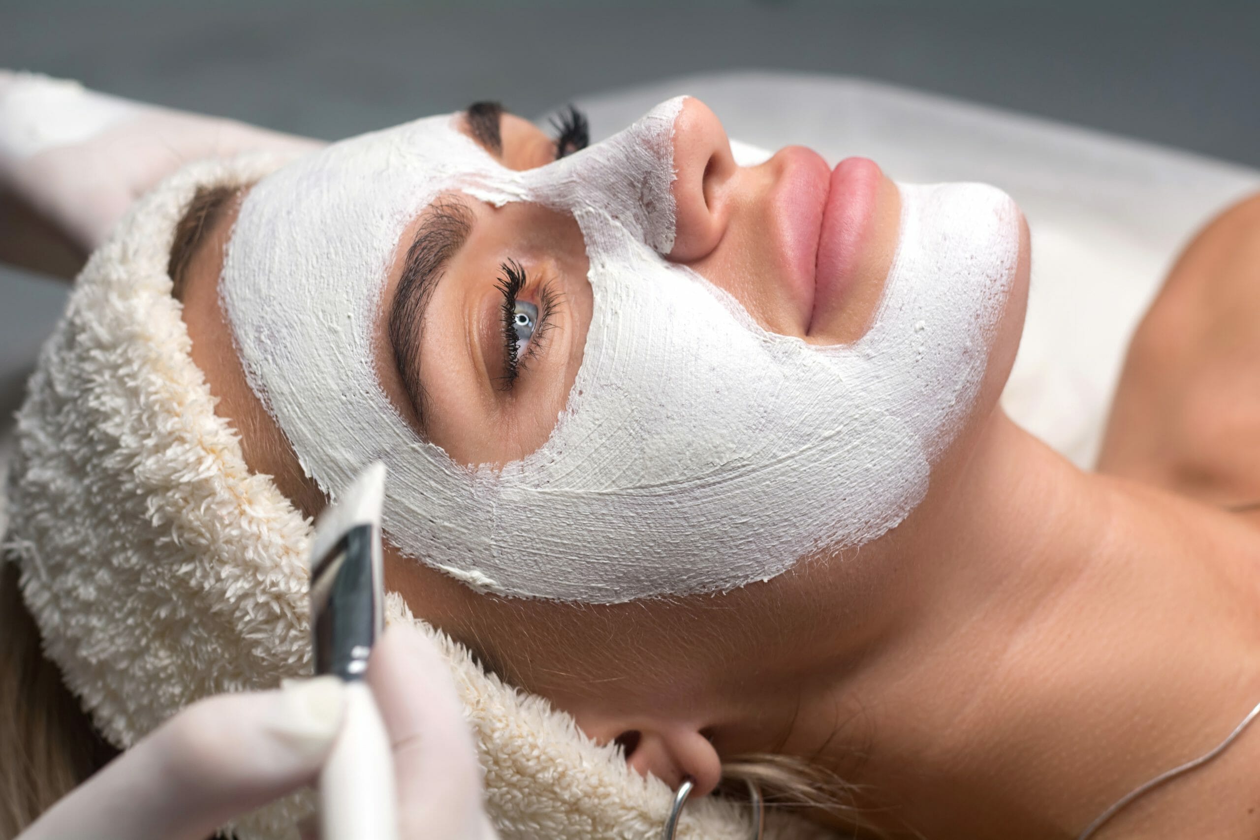 Fruchtsäure Behandlung - Anti-Aging Gesichtsbehandlung