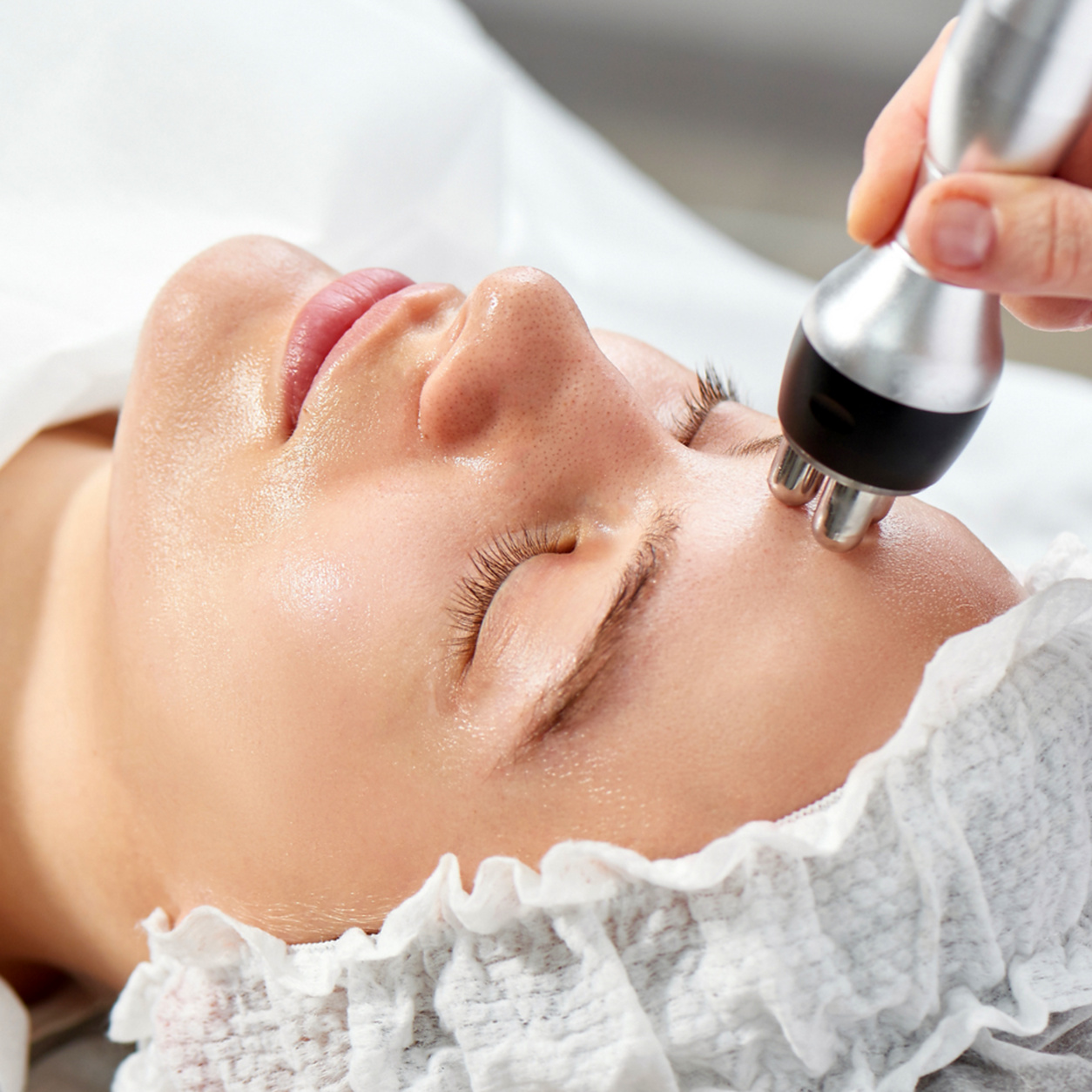 Radiofrequenz Gesichtsstraffung ohne Ausfallzeit bei Individual Beauty
